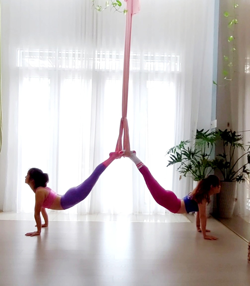 STUDIO AERIAL YOGA HCM