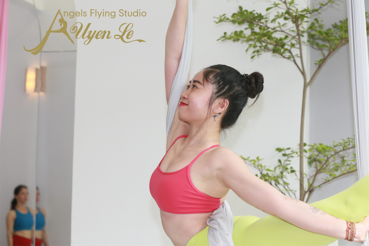 YOGA VÕNG YOGA BAY ĐẸP